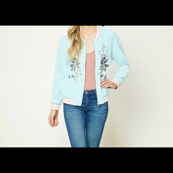 Forever 21 sz M embroidered floral bird jacket - Picture 3 of 7